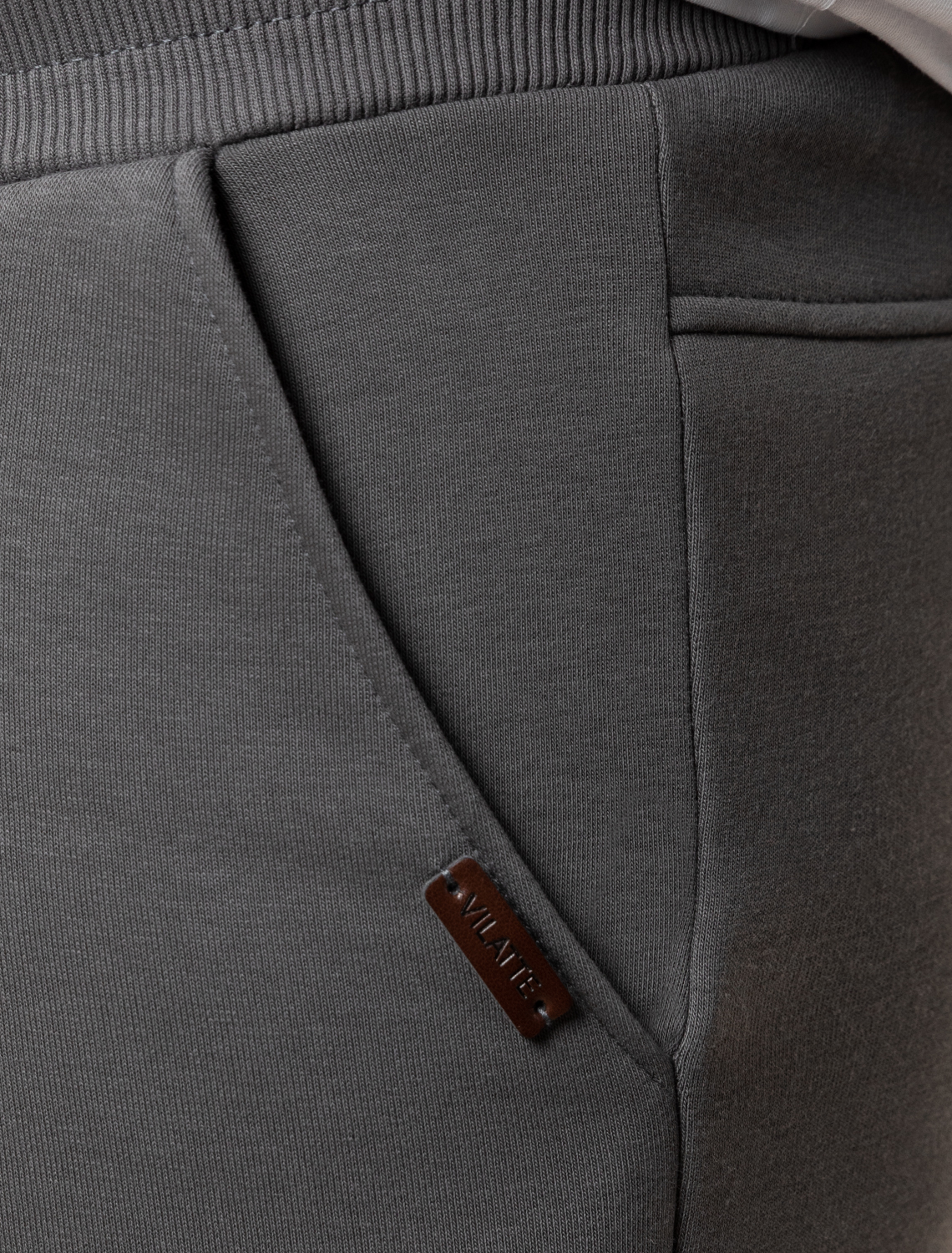 картинка Брюки мужские серый от магазина Одежда+